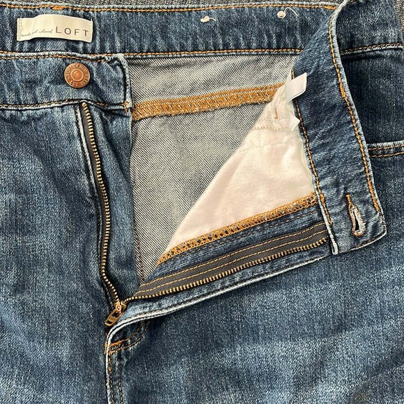 LOFT The Relaxed High Rise  Jeans, Size 14 - Picture 7 of 12